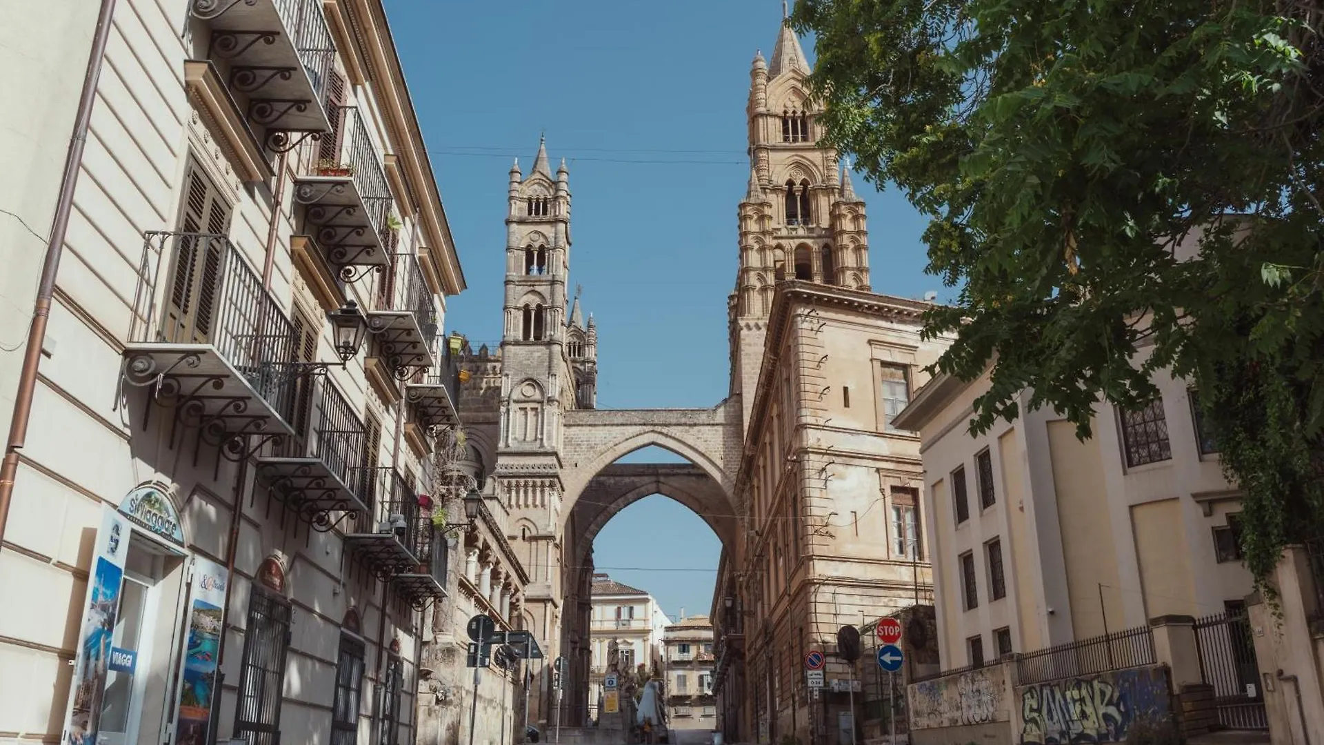 בית הארחה פלרמו Cattedrale Suite